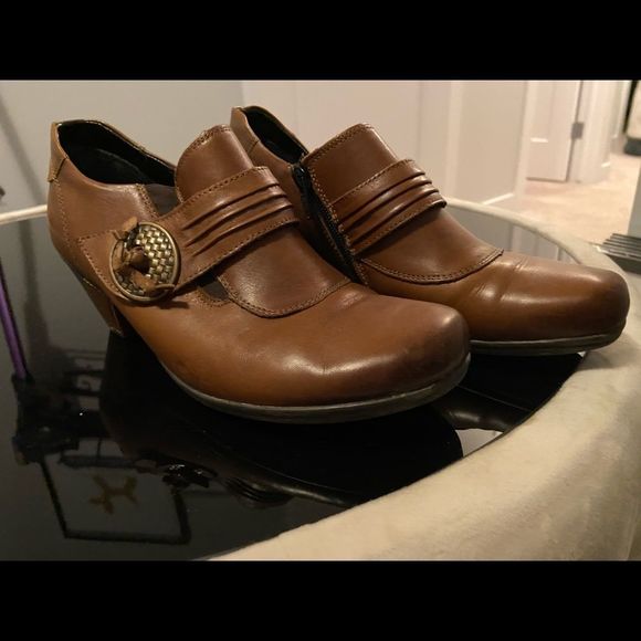 Genuine Leather Shoes - Picture 7 of 11